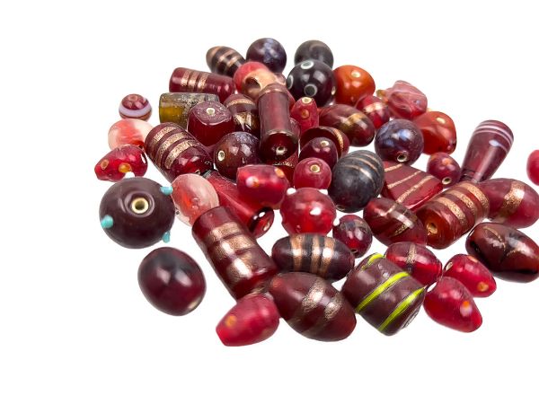 Glasperlen Mischung, 100g, ca. 30-35 Perlen rot