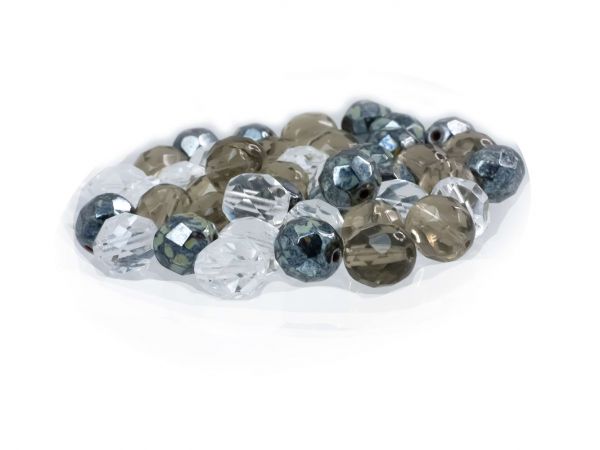 Böhmische Glasschliffperle feuerpoliert rund, 8mm, 45 Perlen, Perlenmischung kristall-grau